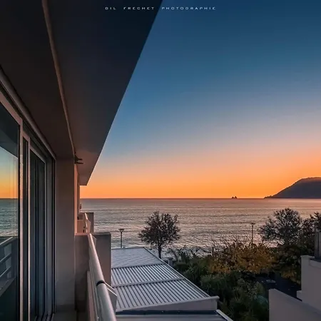 Luxueux Le Coucher De Soleil - By Résidence La Fontaine * La Seyne-sur-Mer